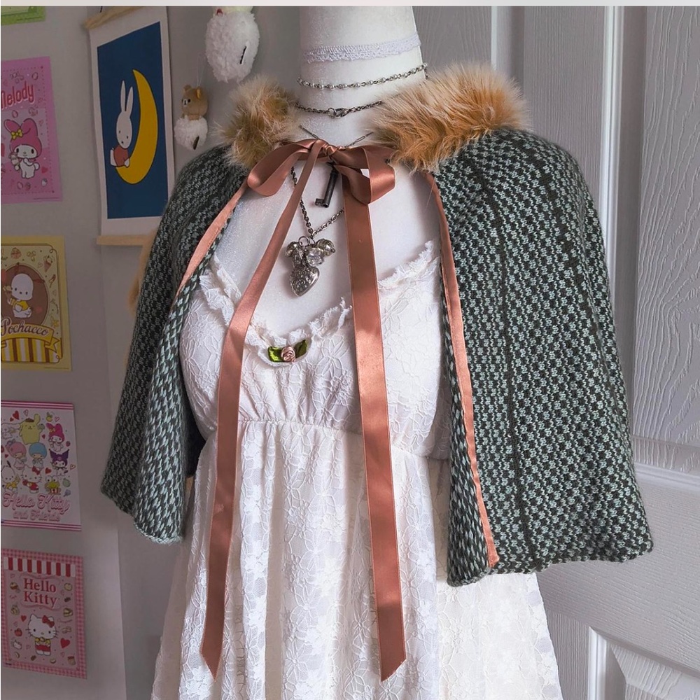 Moth Anthropologie Faux Fur Trimmed Cape OS